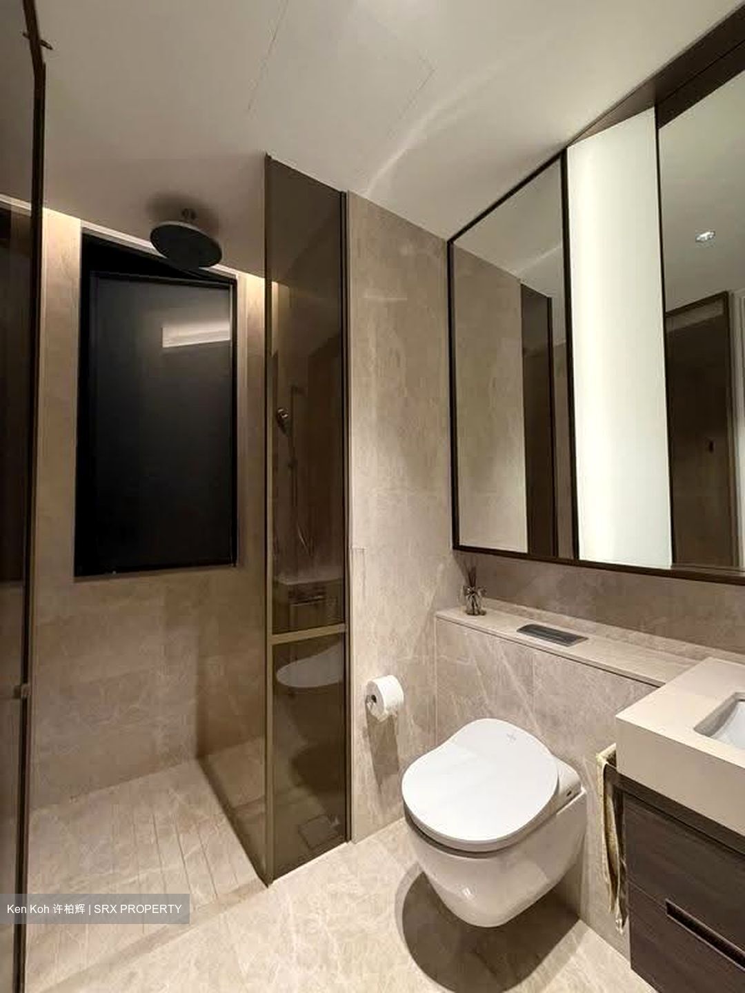 19 Nassim (D10), Apartment #637785671
